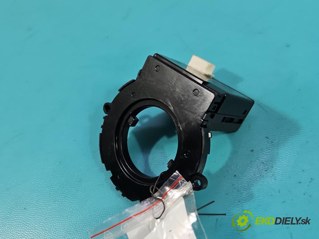 Suzuki Vitara II 2015- 1.6 16V 120 HP manual 88 kW 1586 cm3 5- snímač uhla otočenie: 37440-68L1