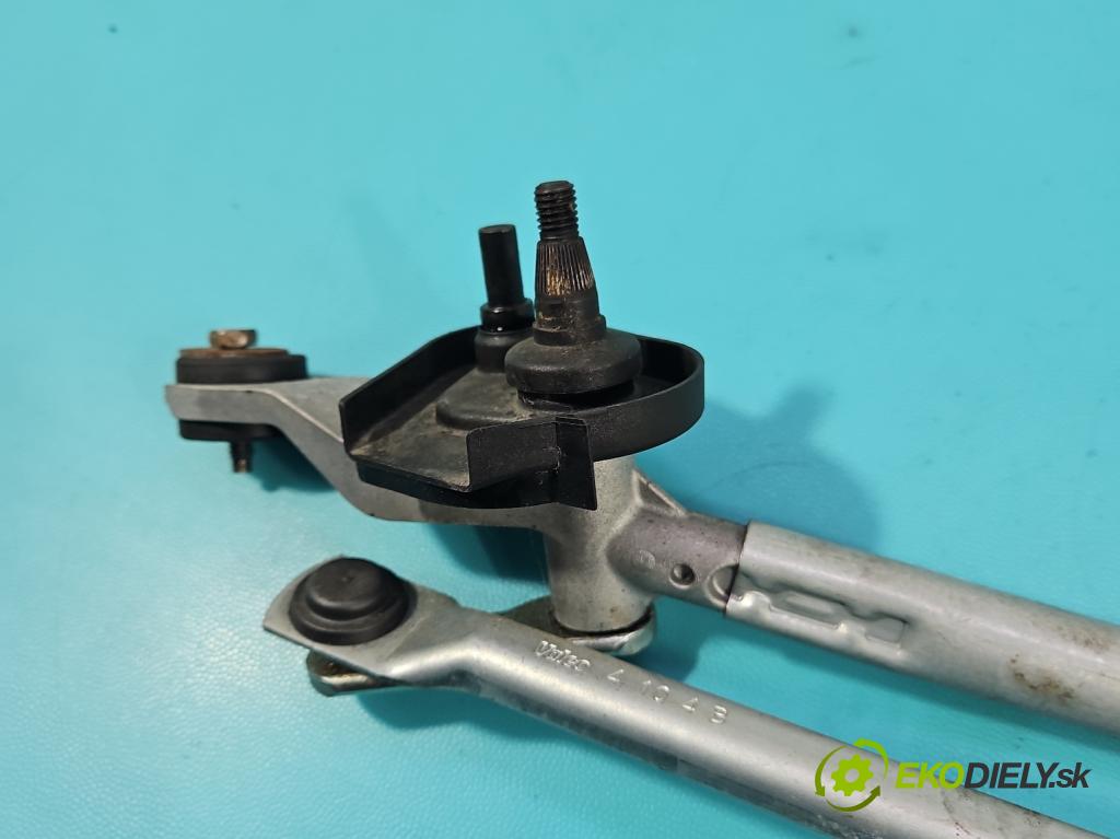 Toyota Aygo II 2014-2022 1.0 vvti 72 HP manual 53 kW 998 cm3 5- mechanizmus stieračov