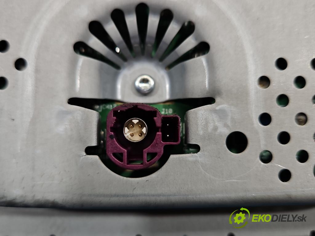 Jaguar XE X760 2015-2024 2.0d 179KM automatic 132 kW 1999 cm3 4- displej FK72-19C299-AA (Přístrojová deska)