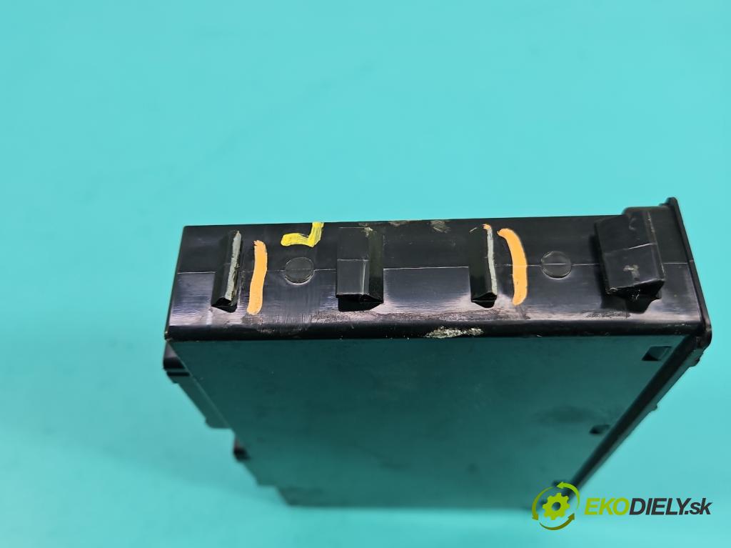 Suzuki Vitara II 2015- 1.6 16V 120 HP manual 88 kW 1586 cm3 5- riadiaca jednotka ostatné 36780-54P02