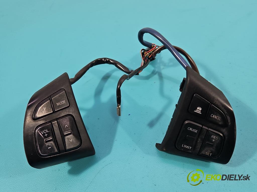 Suzuki Vitara II 2015- 1.6 16V 120 hp manual 88 kW 1586 cm3 5- Přepínač multifunkční: řízení:  (Páčky pod volantem)