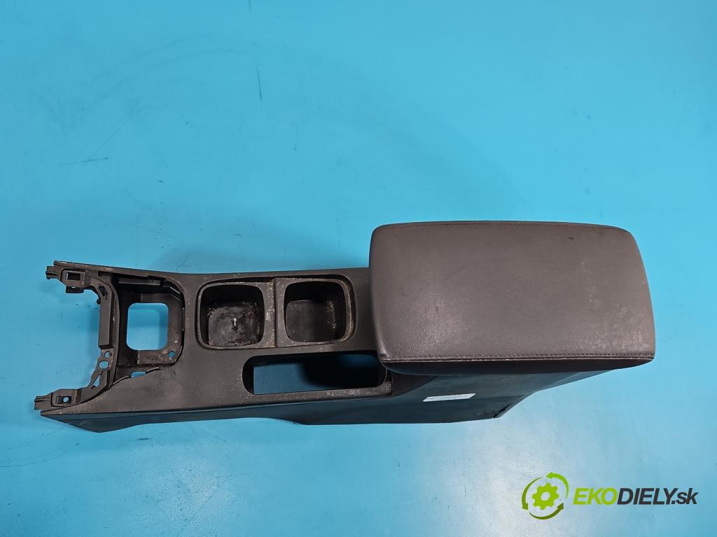 Suzuki Vitara II 2015- 1.6 16V 120 HP manual 88 kW 1586 cm3 5- operadlo 2380568 (Lakťová opierka)