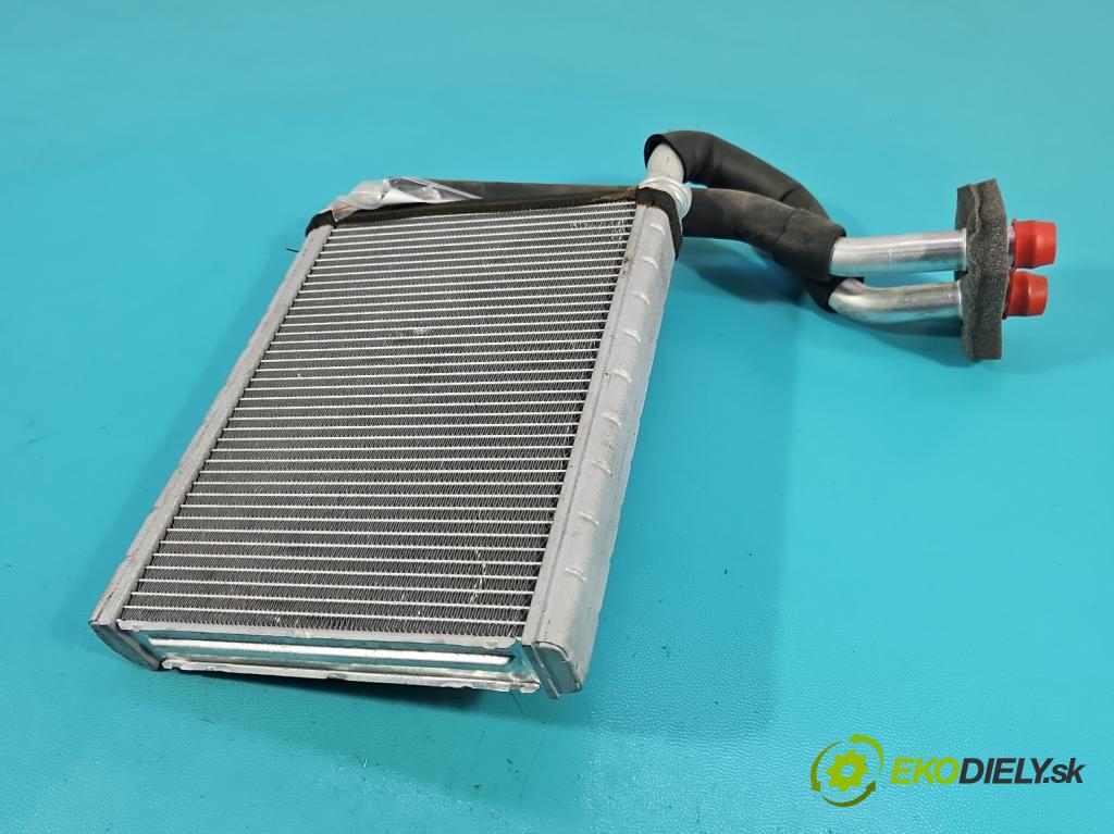 Suzuki Vitara II 2015- 1.6 16V 120 hp manual 88 kW 1586 cm3 5- radiátor  (Radiátor topení)