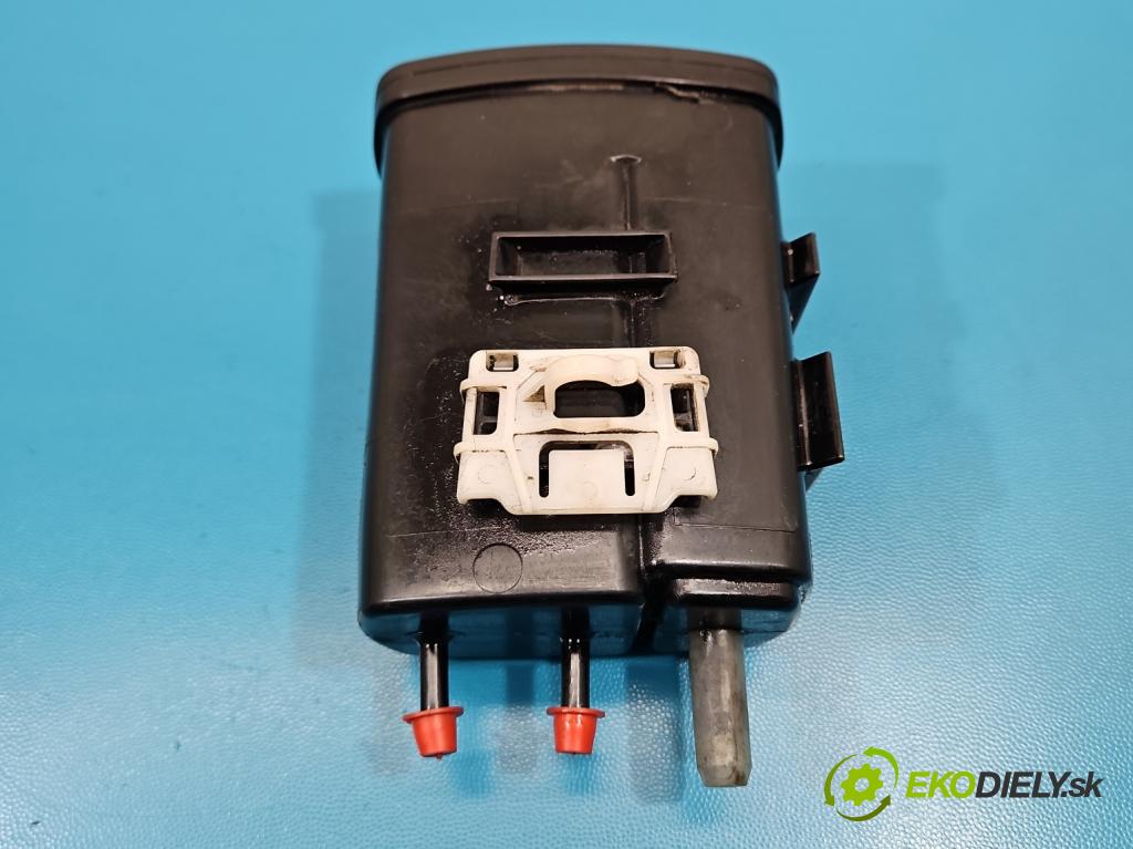 Suzuki Vitara II 2015- 1.6 16V 120 HP manual 88 kW 1586 cm3 5- Filtr: uhlík: 7038460204