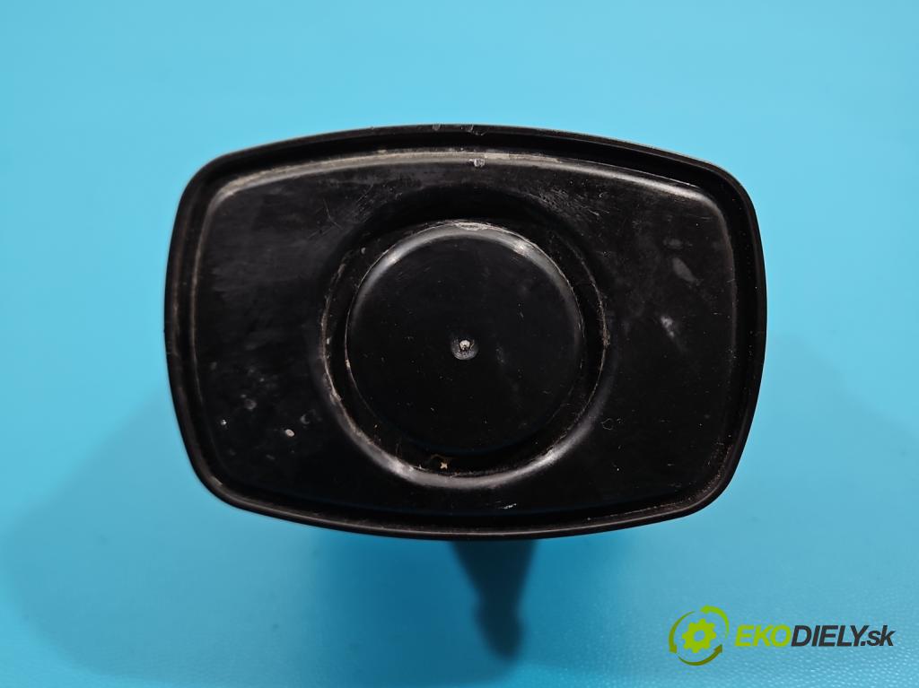 Suzuki Vitara II 2015- 1.6 16V 120 HP manual 88 kW 1586 cm3 5- Filtr: uhlík: 7038460204