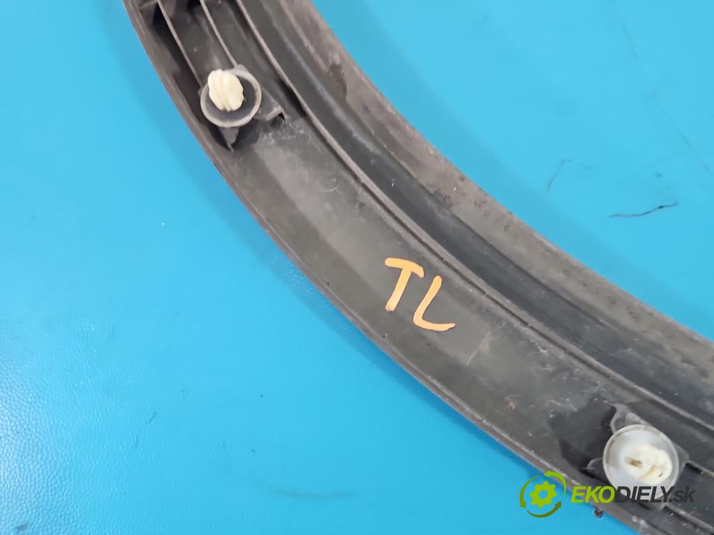 Suzuki Vitara II 2015- 1.6 16V 120 HP manual 88 kW 1586 cm3 5- lišta blatník zadné ľavé 77261-54P0