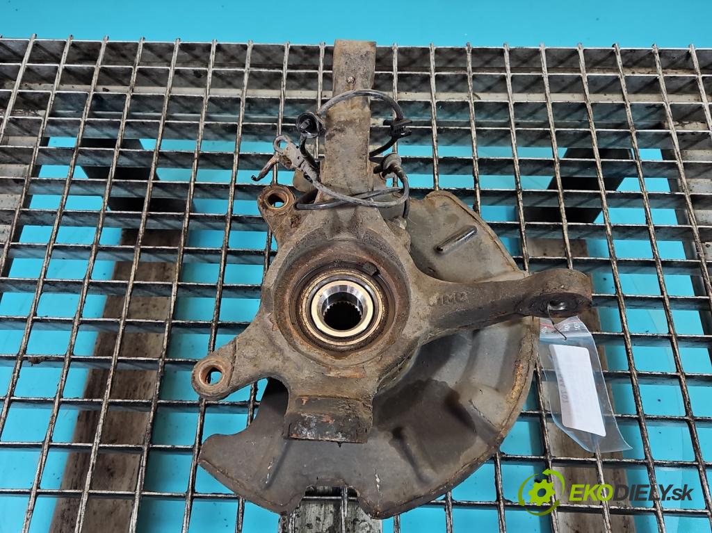 Suzuki Vitara II 2015- 1.6 16V 120 hp manual 88 kW 1586 cm3 5- náboj pravé  (Náboj kola)