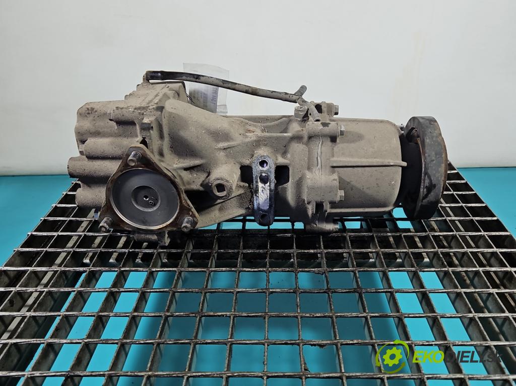 Suzuki Vitara II 2015- 1.6 16V 120 HP manual 88 kW 1586 cm3 5- Most: zadní: