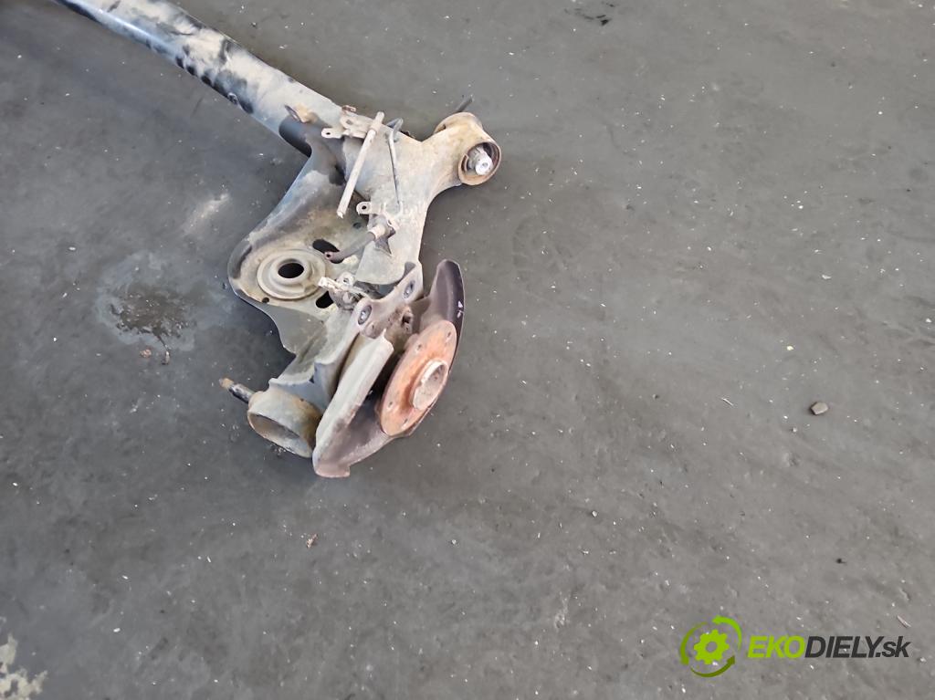 Suzuki Vitara II 2015- 1.6 16V 120 hp manual 88 kW 1586 cm3 5- zadní výztuha  (Zadní výztuha)