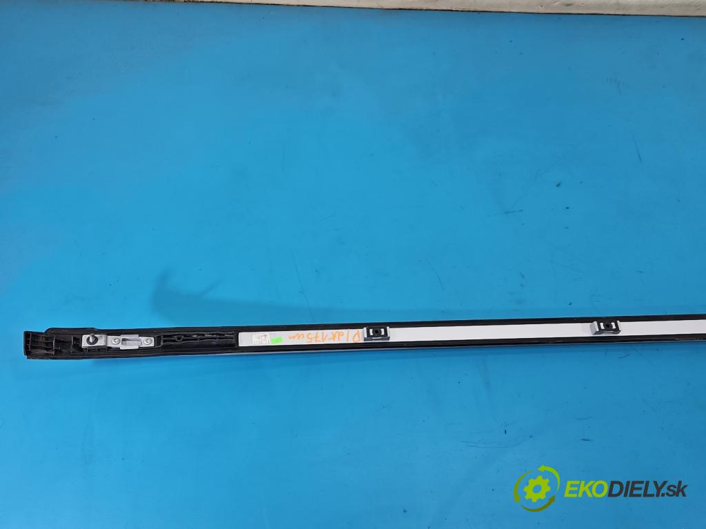 Suzuki Vitara II 2015- 1.6 16V 120 HP manual 88 kW 1586 cm3 5- zábradlí: