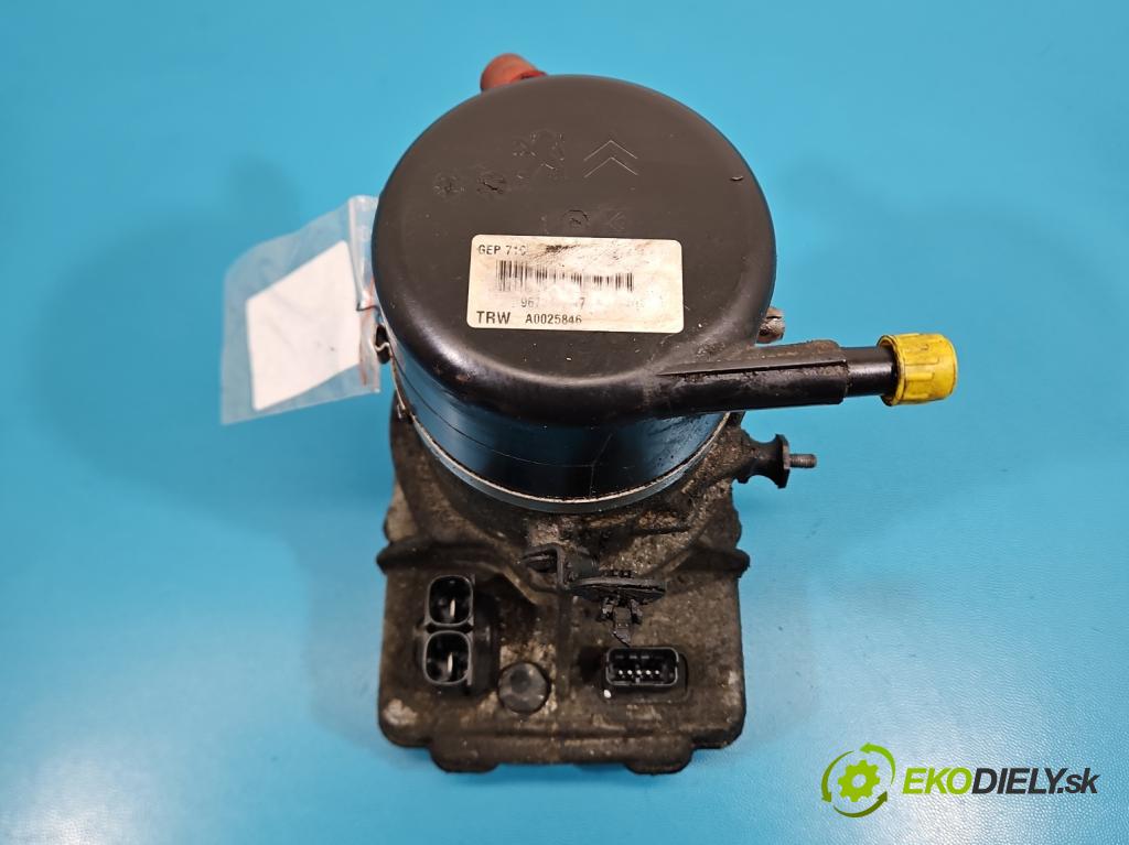 Citroen C5 II 2008-2017 1.6 hdi 114 HP automatic 84 kW 1560 cm3 4- čerpadlo posilovač A0025846 (Servočerpadlo)