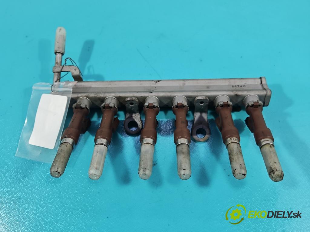 Toyota Aygo II 2014-2022 1.0 vvti 72 HP manual 53 kW 998 cm3 5- lišta vstrekovacia 23250-00040 (Vstrekovacia lišta)