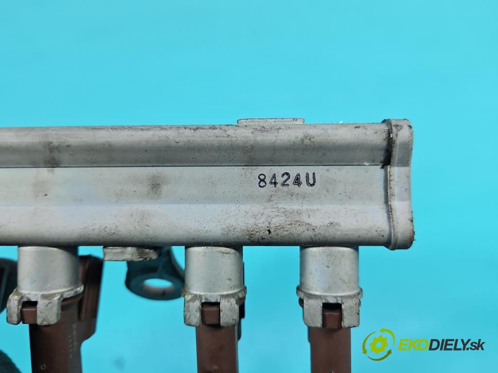 Toyota Aygo II 2014-2022 1.0 vvti 72 HP manual 53 kW 998 cm3 5- lišta vstrekovacia 23250-00040 (Vstrekovacia lišta)