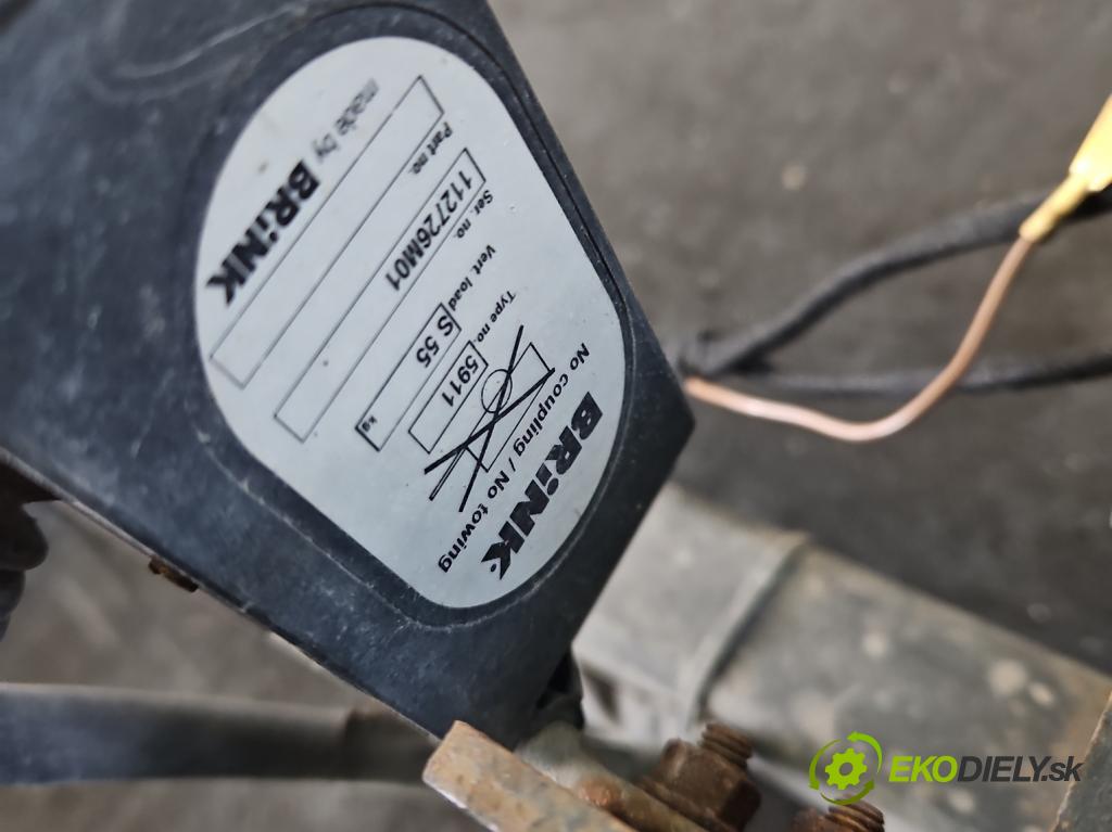 Toyota Aygo II 2014-2022 1.0 vvti 72 hp manual 53 kW 998 cm3 5- oko tažné  (Tažné zařízení)