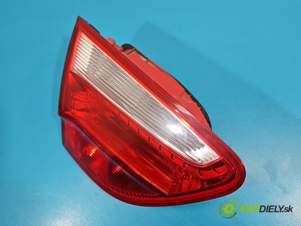 Seat Exeo 2.0 tdi 143 HP manual 105 kW 1968 cm3 5- svetlo / reflektor zadné ľavé 3R9945093 (Kľučka dverí ostatné)