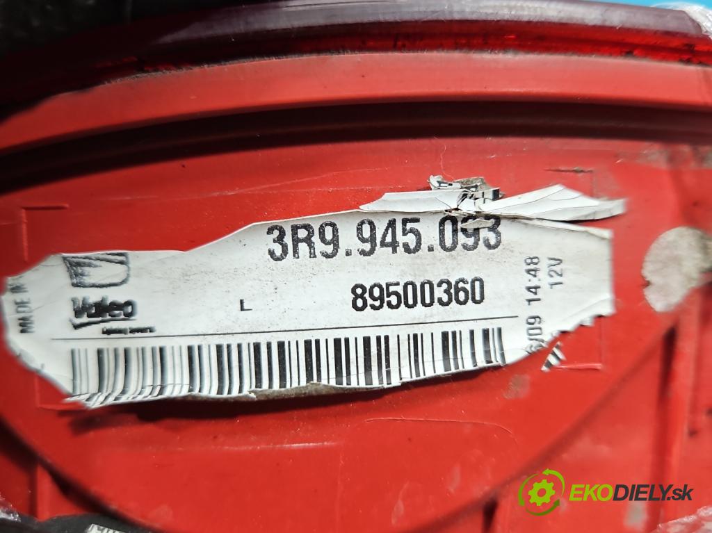 Seat Exeo 2.0 tdi 143 HP manual 105 kW 1968 cm3 5- svetlo / reflektor zadné ľavé 3R9945093 (Kľučka dverí ostatné)