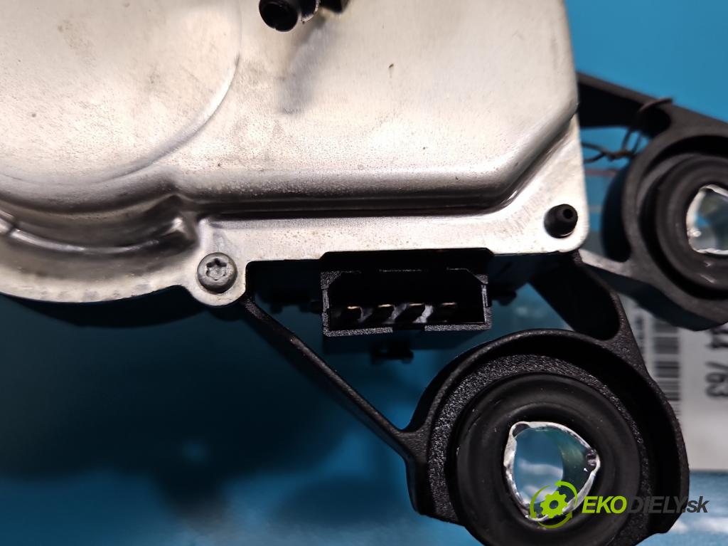 Seat Exeo 2.0 tdi 143 hp manual 105 kW 1968 cm3 5- motor stěrače zadní 3R9955711