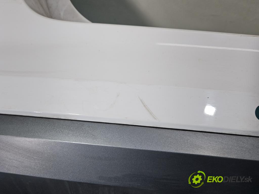 Skoda Kamiq 1.0 TSI 110 hp automatic 81 kW 999 cm3 5- nárazník zadní  (Klika dveří ostatní)