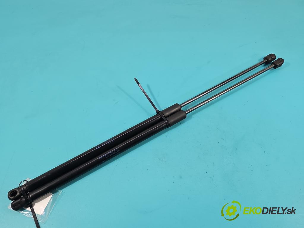 Skoda Kamiq 1.0 TSI 110 hp automatic 81 kW 999 cm3 5- kufrových dveří komplet 658827550B