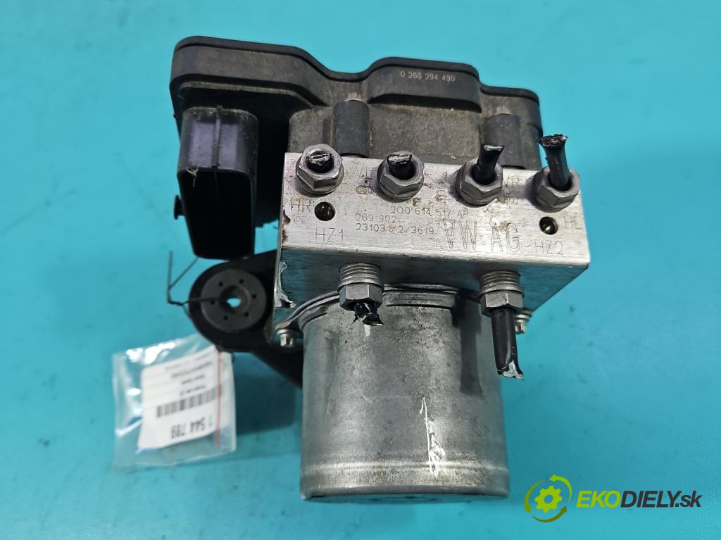 Skoda Kamiq 1.0 TSI 110 hp automatic 81 kW 999 cm3 5- čerpadlo abs 2Q0614517AP (Pumpa ABS)