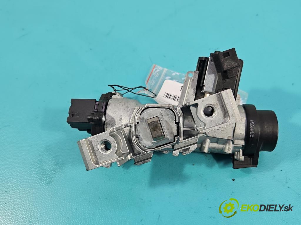 Skoda Kamiq 1.0 TSI 110 HP automatic 81 kW 999 cm3 5- Spínačka 5Q1905865A (Spínacia skrinka)