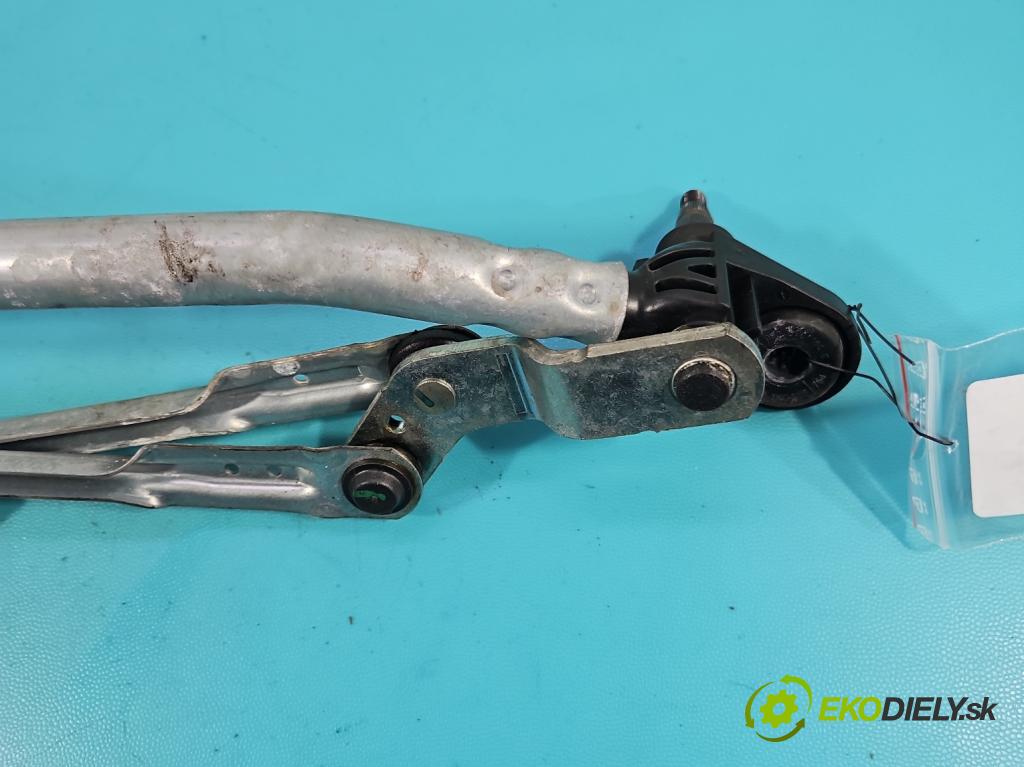 Skoda Kamiq 1.0 TSI 110 HP automatic 81 kW 999 cm3 5- mechanizmus stieračov 658955023B