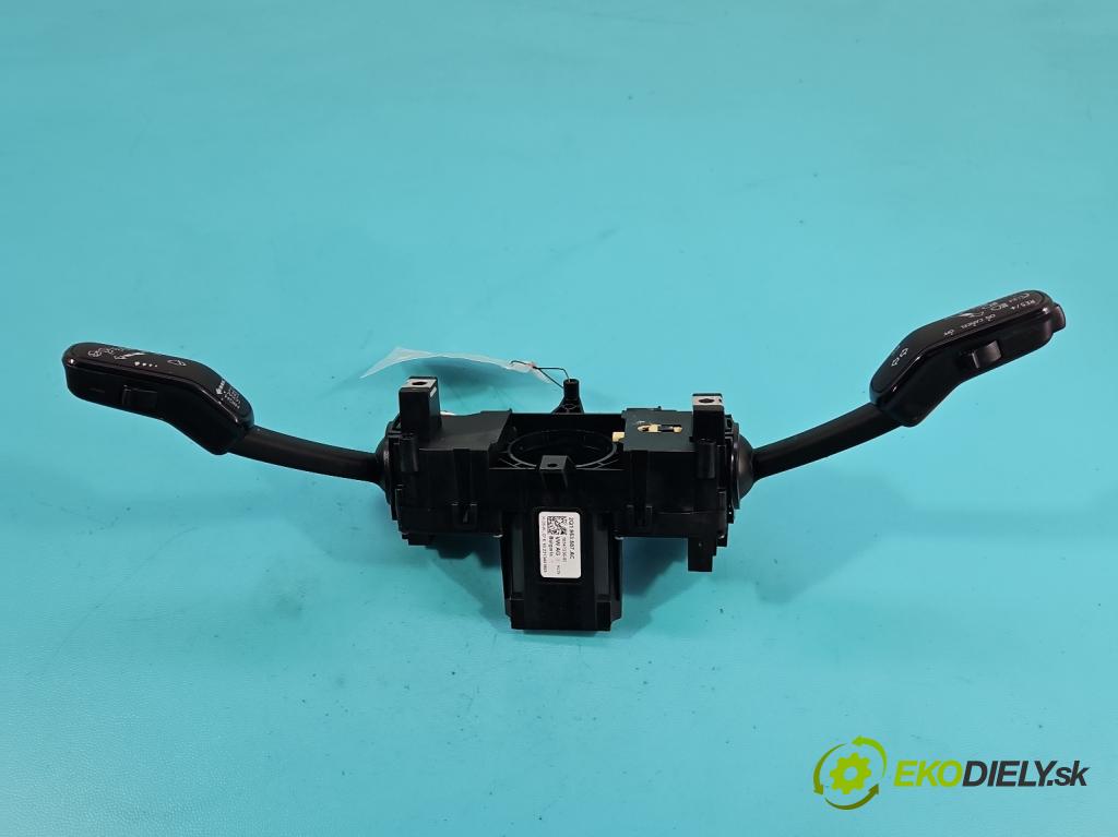 Skoda Kamiq 1.0 TSI 110 HP automatic 81 kW 999 cm3 5- prepínač komplex: 2Q1953507AC (Prepínacie páčky pod volantom)