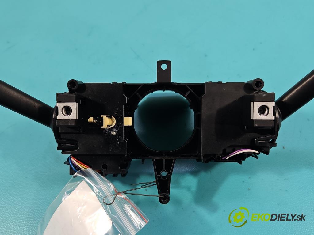 Skoda Kamiq 1.0 TSI 110 HP automatic 81 kW 999 cm3 5- prepínač komplex: 2Q1953507AC (Prepínacie páčky pod volantom)