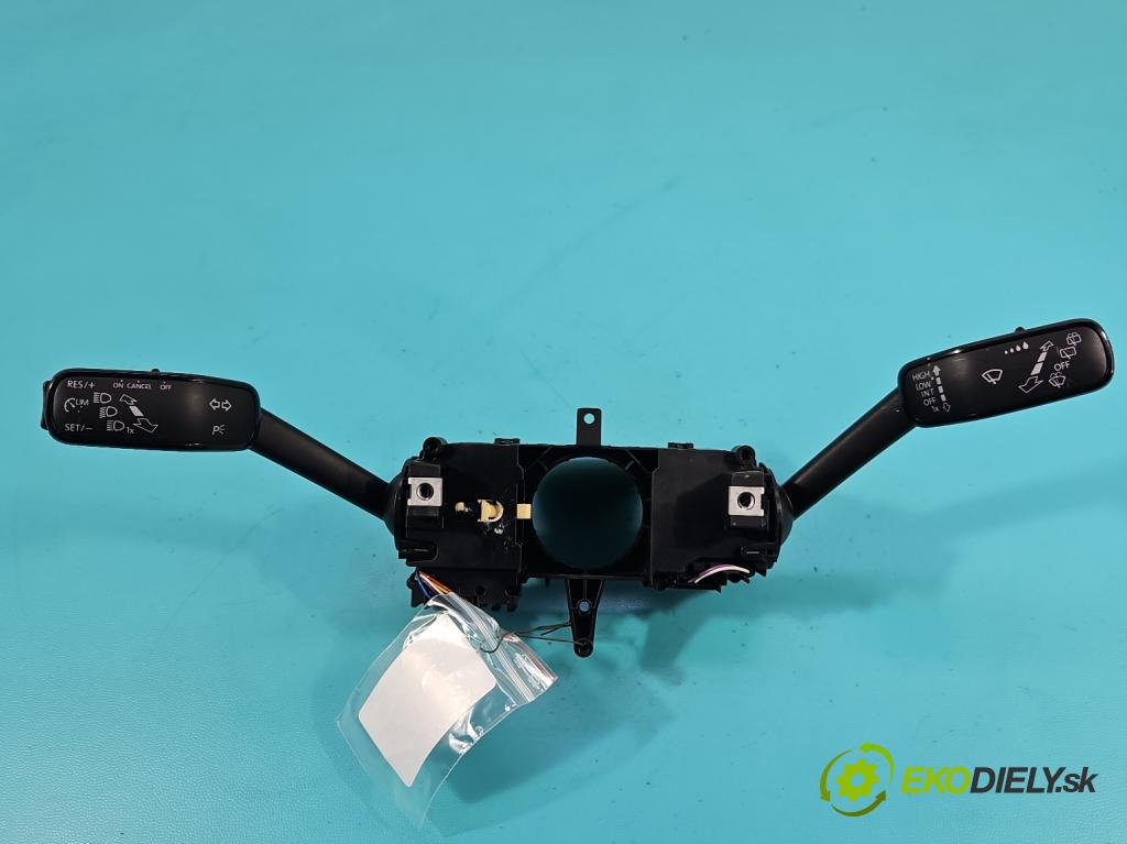 Skoda Kamiq 1.0 TSI 110 HP automatic 81 kW 999 cm3 5- prepínač komplex: 2Q1953507AC (Prepínacie páčky pod volantom)