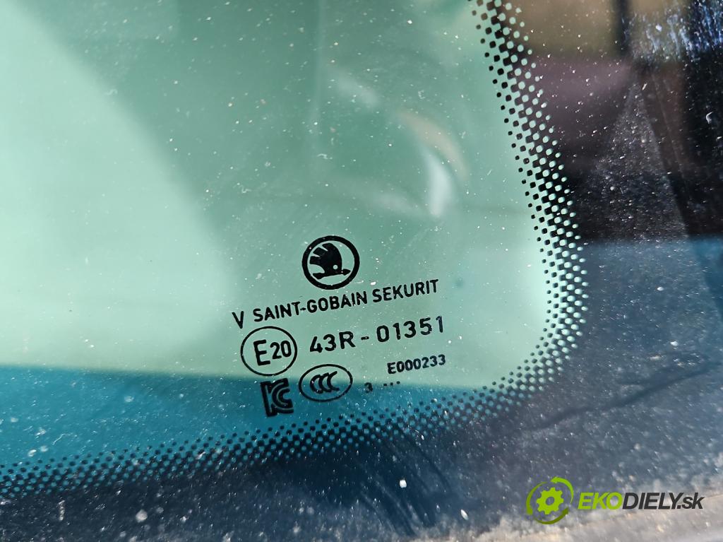 Skoda Kamiq 1.0 TSI 110 HP automatic 81 kW 999 cm3 5- sklo zadné ľavé