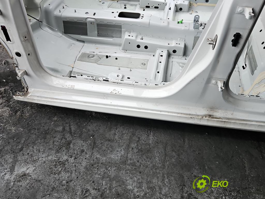 Skoda Kamiq 1.0 TSI 110 HP automatic 81 kW 999 cm3 5- Práh: ľavý  (Karoséria ostatné)