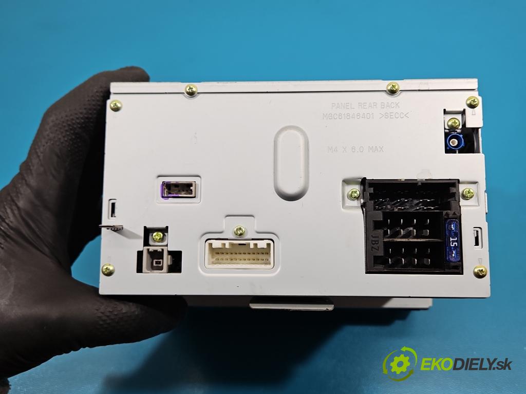 Kia Sportage III 2010-2015 2.0 crdi 184hp automatic 135 kW 1995 cm3 5- Radio originál 96560-3U500WK