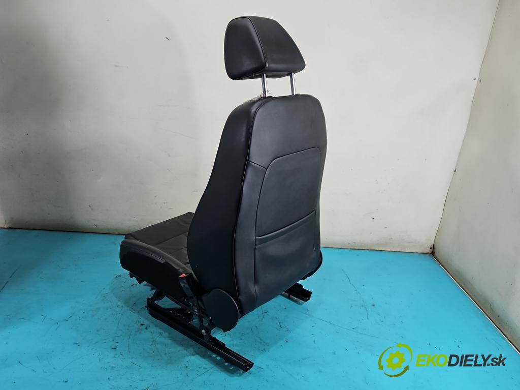 Seat Exeo 2.0 tdi 143 HP manual 105 kW 1968 cm3 5- sedačke: komplet