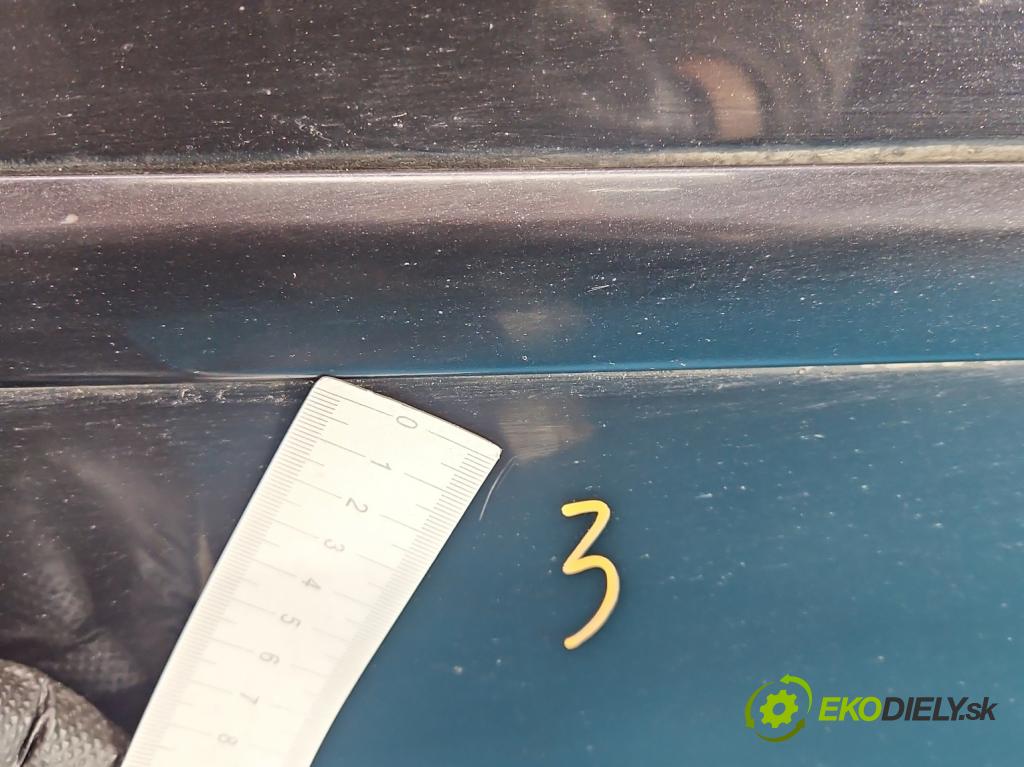 Seat Exeo 2.0 tdi 143 hp manual 105 kW 1968 cm3 5- dveře přední pravé  (Klika dveří ostatní)