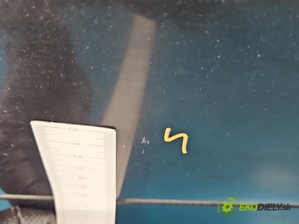 Seat Exeo 2.0 tdi 143 hp manual 105 kW 1968 cm3 5- dveře přední pravé  (Klika dveří ostatní)