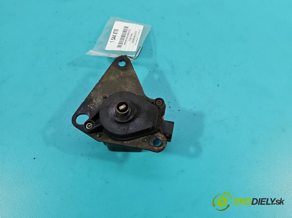 Dodge Caliber 1.8 16V 150 HP manual 110 kW 1799 cm3 5- Ovladač: klapky: kolektor 9208132355 (Motorček ostatné)