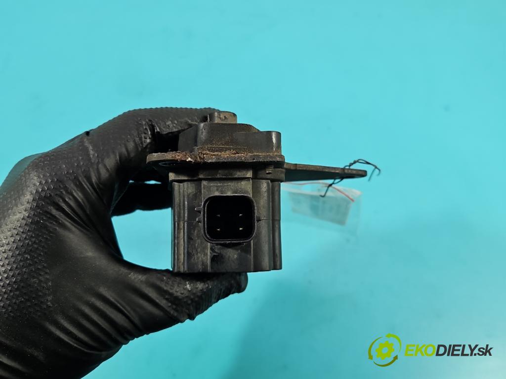 Dodge Caliber 1.8 16V 150 HP manual 110 kW 1799 cm3 5- Ovladač: klapky: kolektor 9208132355 (Motorček ostatné)