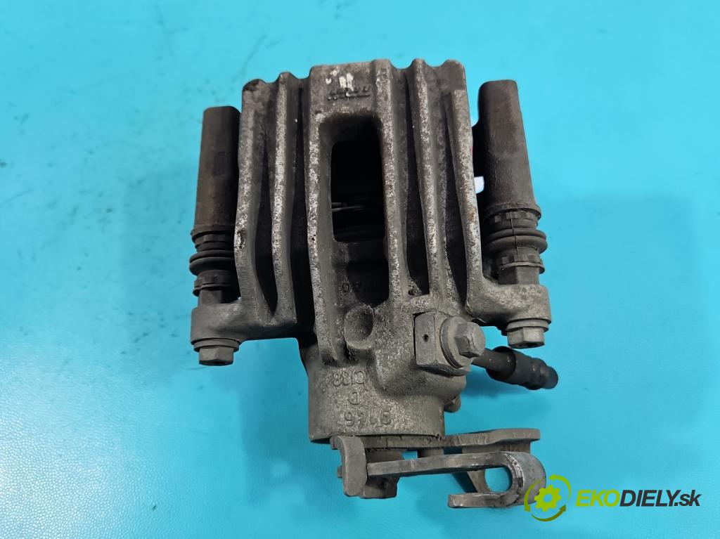 Skoda Kamiq 1.0 TSI 110 hp automatic 81 kW 999 cm3 5- brzdič zadní levý  (Klika dveří ostatní)