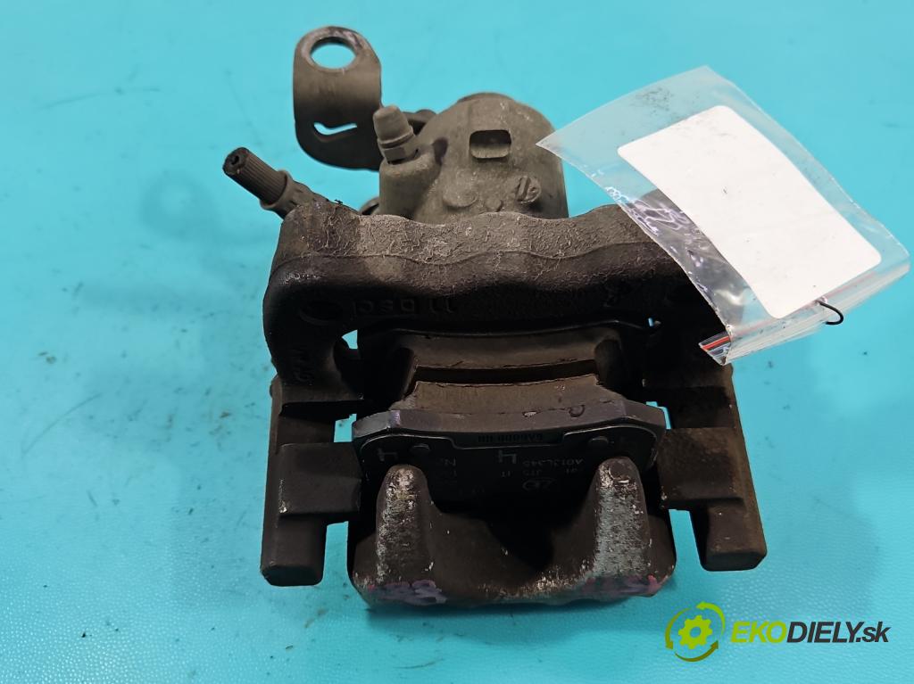 Skoda Kamiq 1.0 TSI 110 hp automatic 81 kW 999 cm3 5- brzdič zadní pravý  (Klika dveří ostatní)