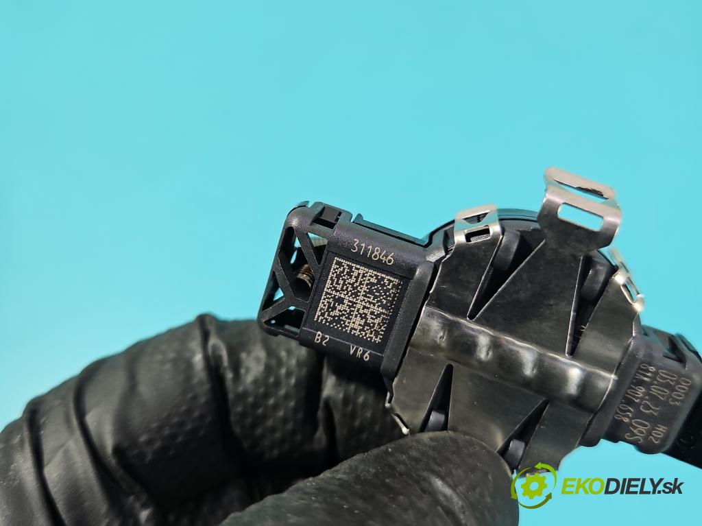 Skoda Kamiq 1.0 TSI 110 HP automatic 81 kW 999 cm3 5- snímač déšť: 81A907658 (Snímač dažďa)