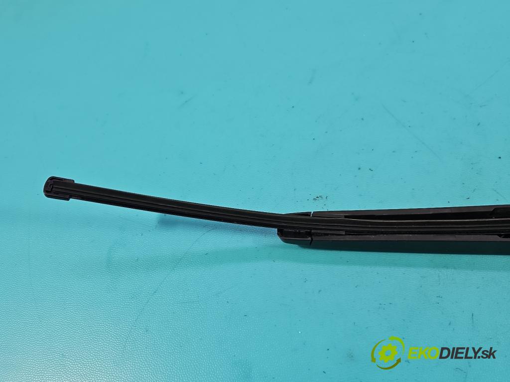 Skoda Kamiq 1.0 TSI 110 HP automatic 81 kW 999 cm3 5- rameno stieračov zadné 658955704