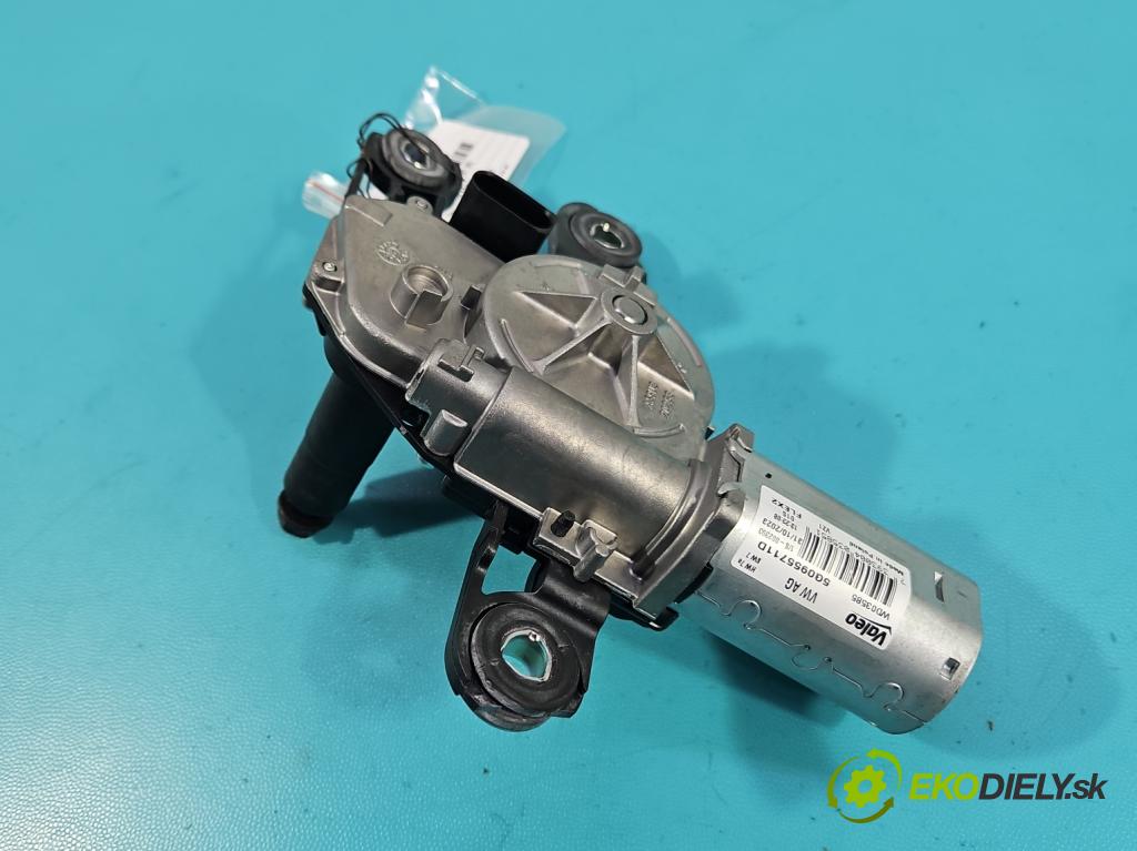 Skoda Kamiq 1.0 TSI 110 HP automatic 81 kW 999 cm3 5- motor stieračov zadné 5Q0955711D