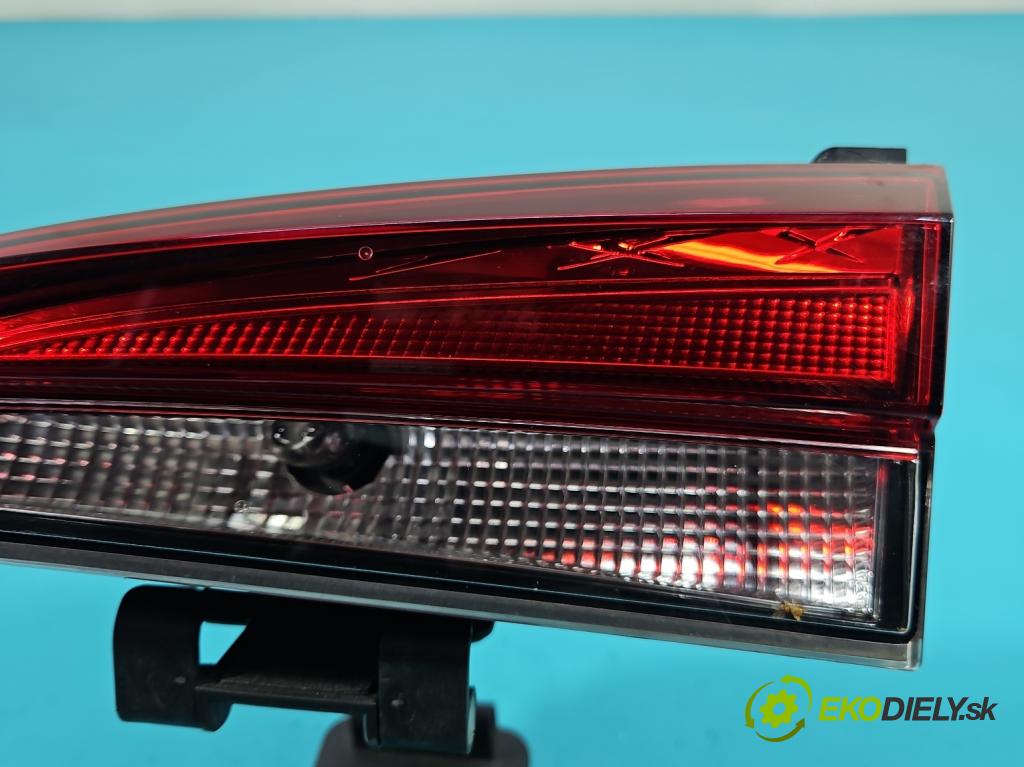 Skoda Kamiq 1.0 TSI 110 HP automatic 81 kW 999 cm3 5- svetlo / reflektor zadné pravé 658945094 (Kľučka dverí ostatné)