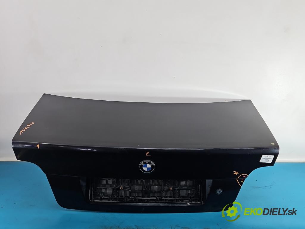 Bmw 5 E39 1996-2003 2.0 R6 150 hp manual 110 kW 1991 cm3 5- zadní kufrové dveře  (Zadní kapota (kufr))