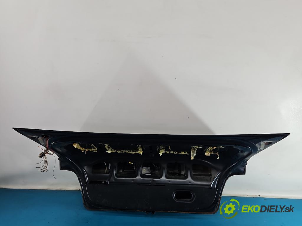 Bmw 5 E39 1996-2003 2.0 R6 150 hp manual 110 kW 1991 cm3 5- zadní kufrové dveře  (Zadní kapota (kufr))