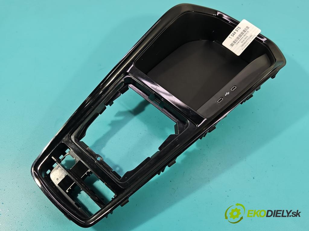 Skoda Kamiq 1.0 TSI 110 HP automatic 81 kW 999 cm3 5- lišta ozdobná vnitŕní: 657035736