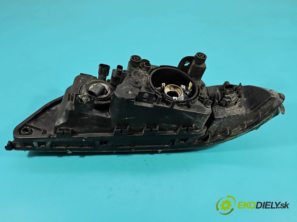 Bmw 5 E39 1996-2003 2.0 R6 150 HP manual 110 kW 1991 cm3 5- Reflektor: pravý (Svetlo predné pravé)