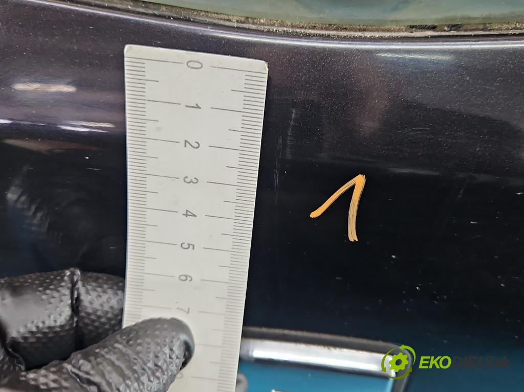 Seat Exeo 2.0 tdi 143 hp manual 105 kW 1968 cm3 5- zadní kufrové dveře  (Zadní kapota (kufr))