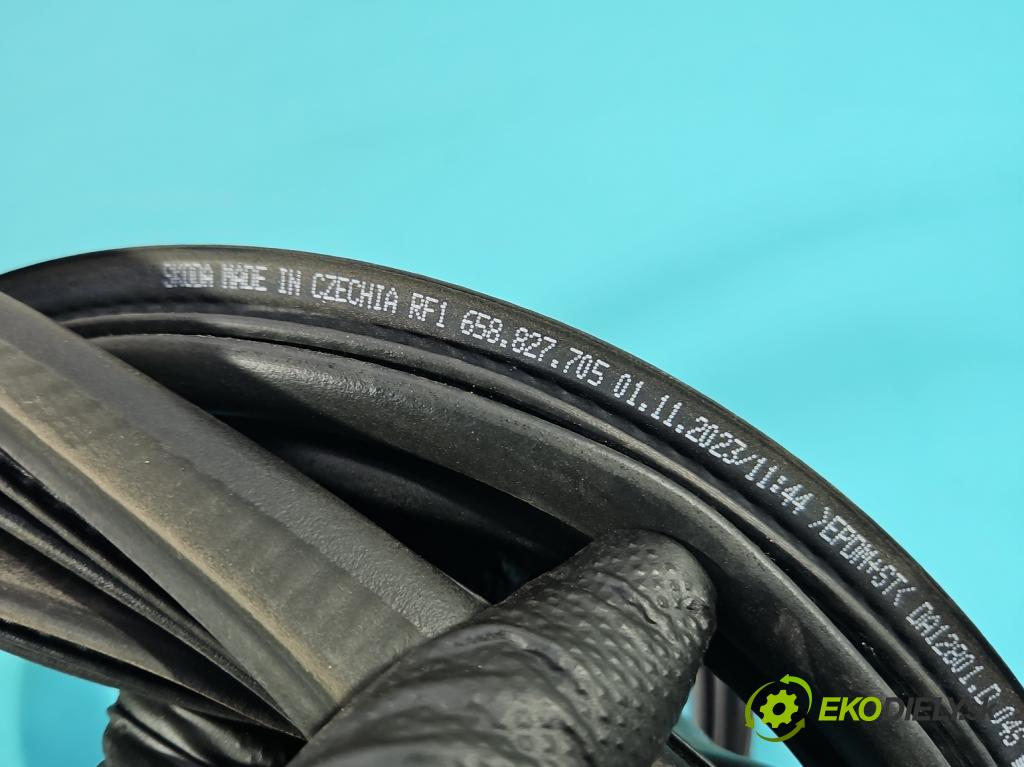 Skoda Kamiq 1.0 TSI 110 hp automatic 81 kW 999 cm3 5- Těsnění: kufrových dveří 658827705