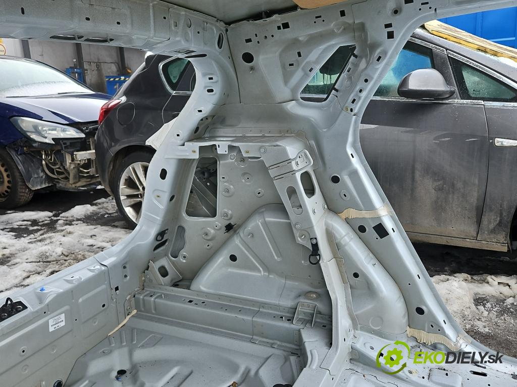 Opel Grandland 2017–2024 1.2 T 131 HP automatic 96 kW 1199 cm3 5- blatník zadné ľavý